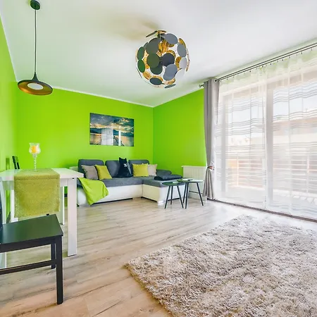 Sun & Snow Wczasowa W Sasiedztwie Lasu I Morza Apartment *
